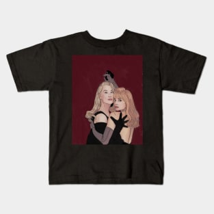 death becomes her Kids T-Shirt